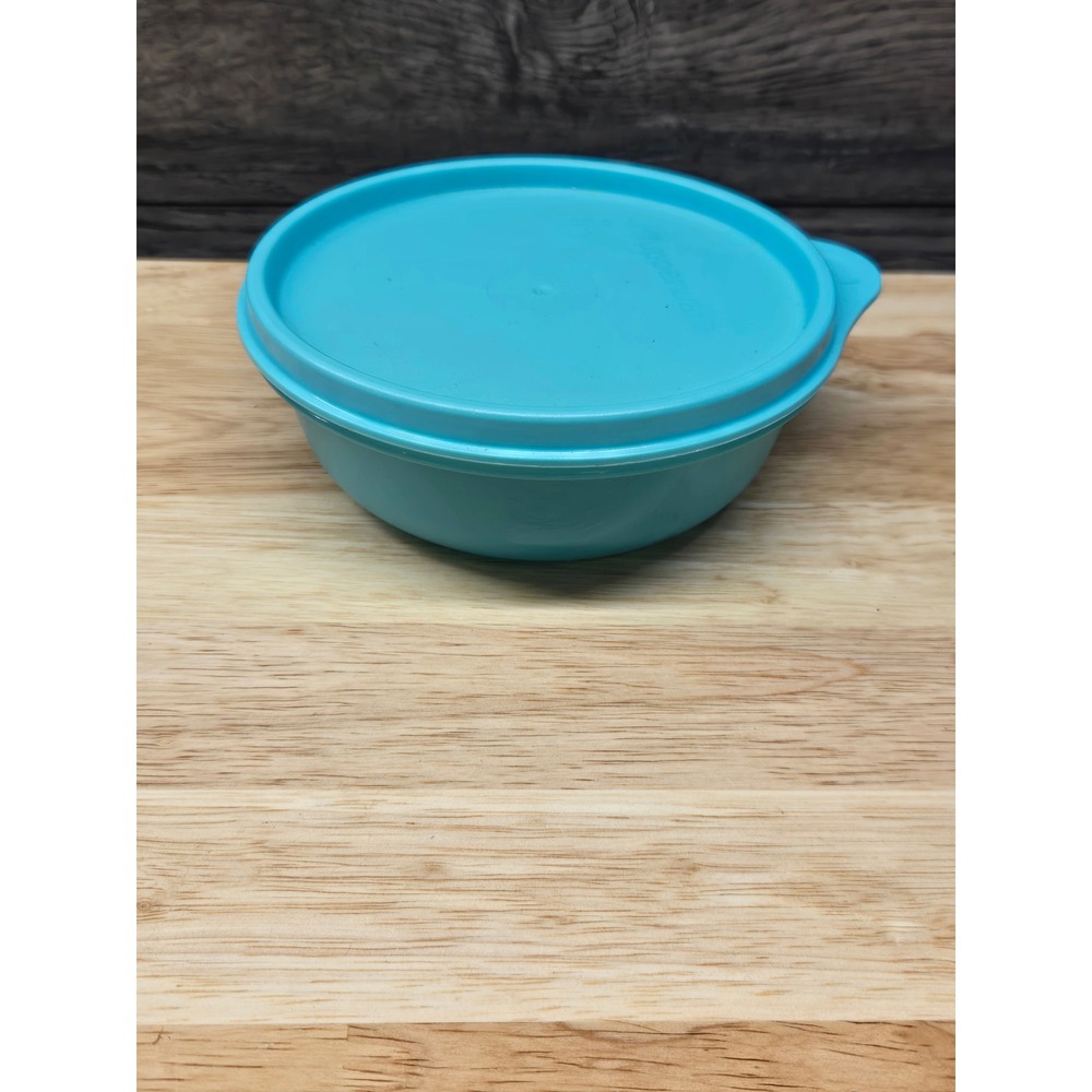 Tupperware Small Snack Bowl 300ml 1 1/4 Cup Turquoise Blue 2208D-2 with Lid